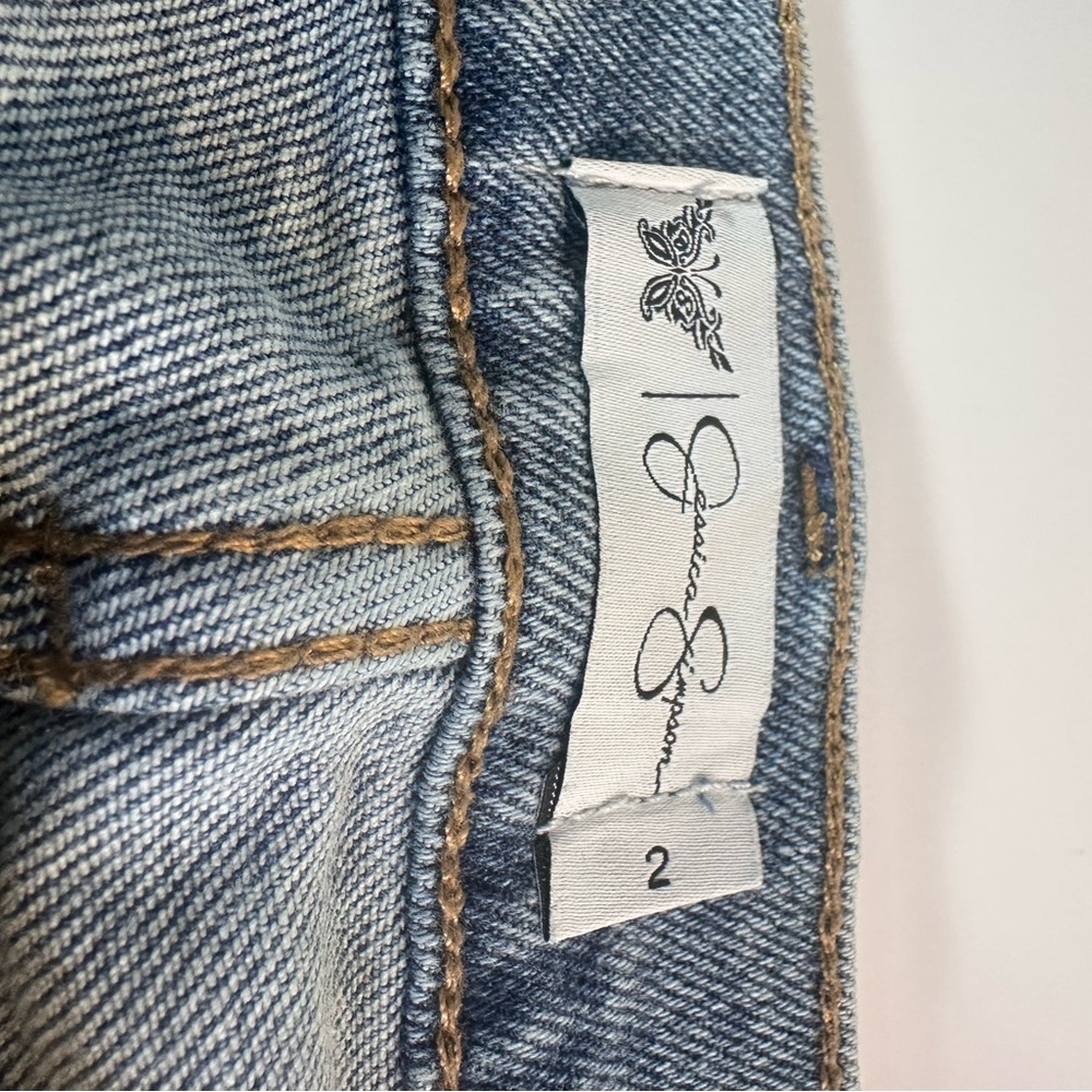 Jessica Simpson Size 2 Barrel Jeans/Curved Fit Medium Wash Denim Excellent Cond - Picture 5 of 9